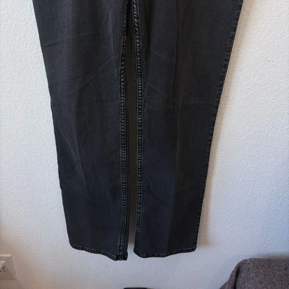 Lee classic fit